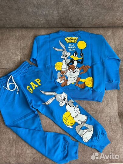 Новый костюм Zara 3-4 года (98-104)