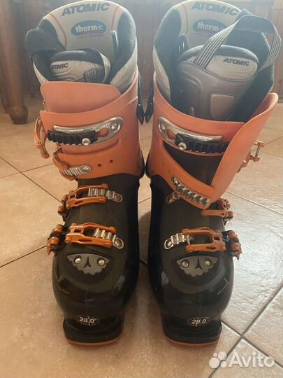 Горнолыжные ботинки atomic 27.5-28.0