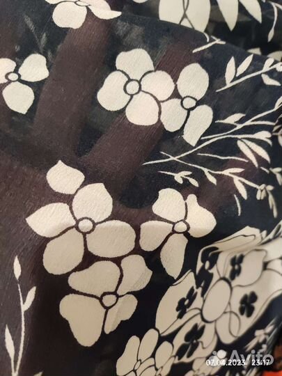 Отрезы крепдешина, креп- шифона