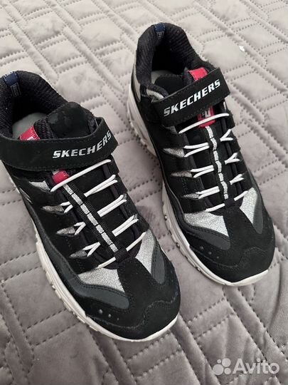 Кроссовки skechers