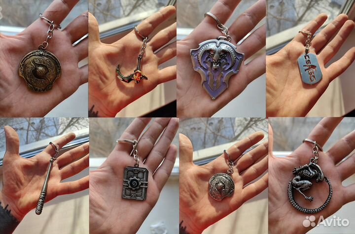 Брелки по игровой кино тематике
