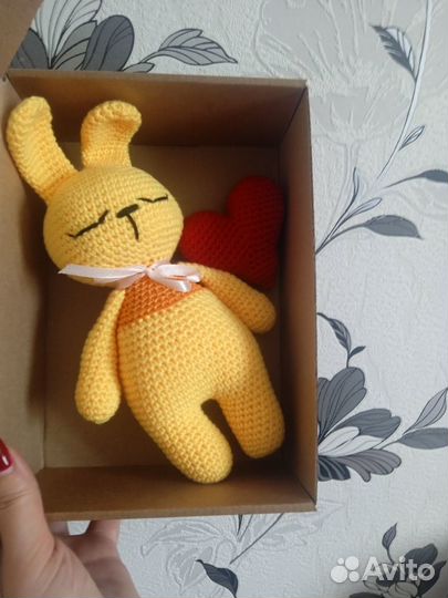 Вязаная Мягкая игрушка Зайка Сплюшка