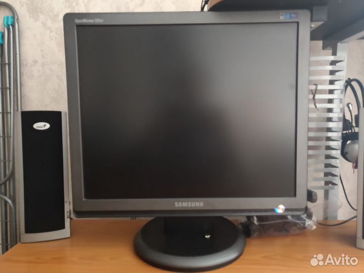 Монитор Samsung sync master 931bf