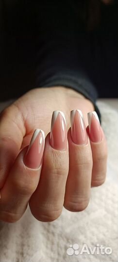 Маникюр педикюр