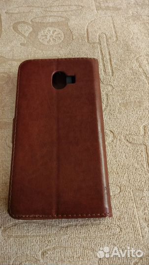 Чехол на телефон