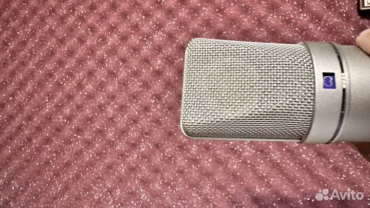 Студийный микрофон Neumann U87 ai