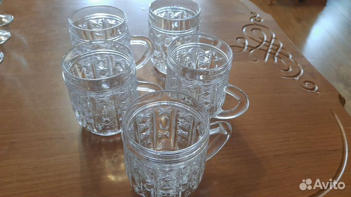 Рюмки и кружки