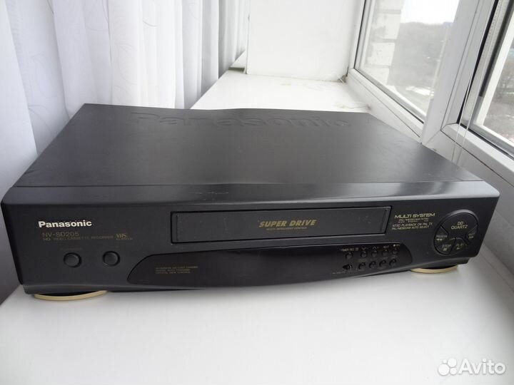 Видеомагнитофон Panasonic