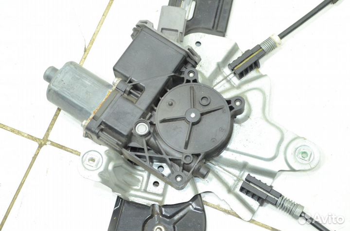 Стеклоподъемник передний правый Opel Insignia 2013