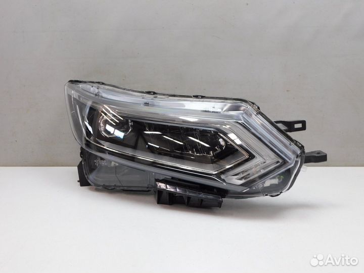 Фара правая Nissan Qashqai