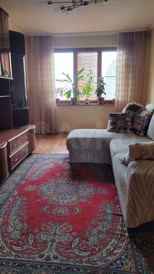 3-к. квартира, 65 м², 6/9 эт.