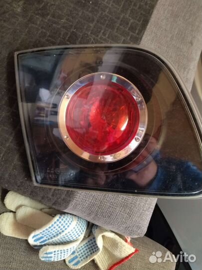 Задний противотуманный фонарь мазда 3 2008г