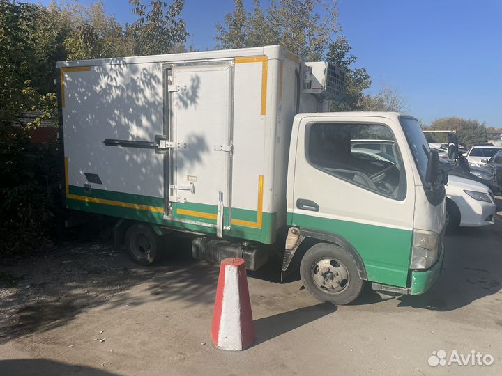 Mitsubishi Fuso Canter рефрижератор, 2002