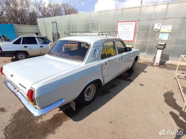 ГАЗ 24 Волга 2.4 МТ, 1990, 80 000 км