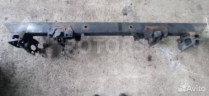 Усилитель переднего бампера DAF CF-series 2009