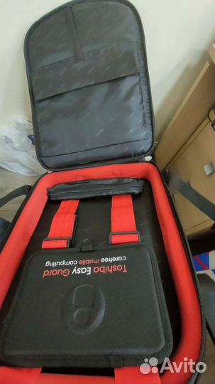 Фирменный противоударный рюкзак