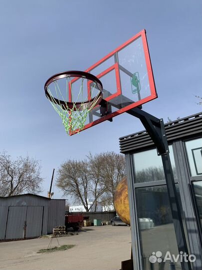 Баскетбольный щит