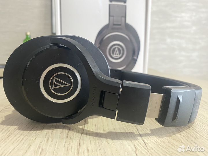 Мониторные наушники audio-technica ATH M40x