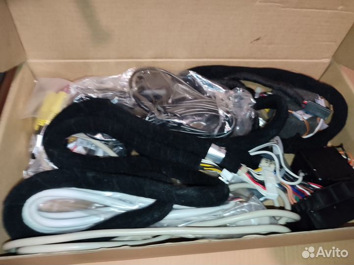 Штатная магнитола MyDean 7516 для Mercedes GLK