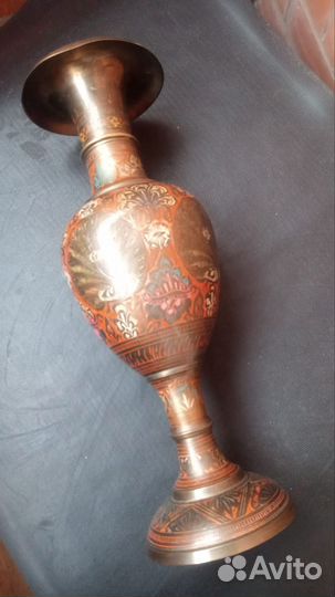 Ваза в восточном стиле Индии