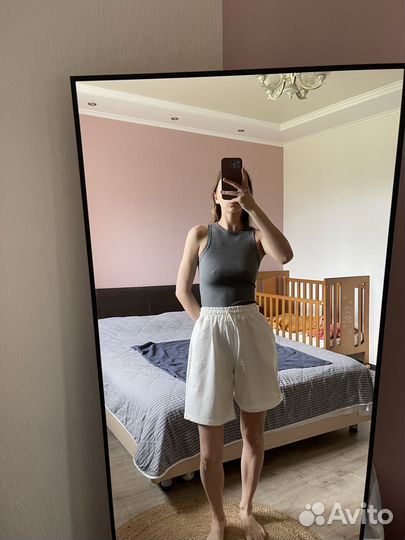 Шорты новые XS