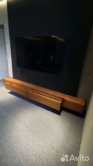 Подвесная тумба тв из массива дуба под заказ