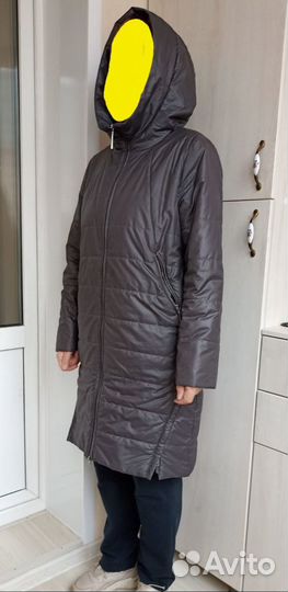 Пальто-пуховик женское демисезонное 48 размер