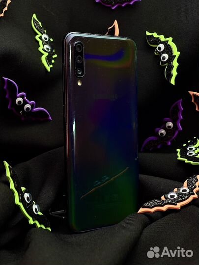 Samsung Galaxy A50, 4/64 ГБ