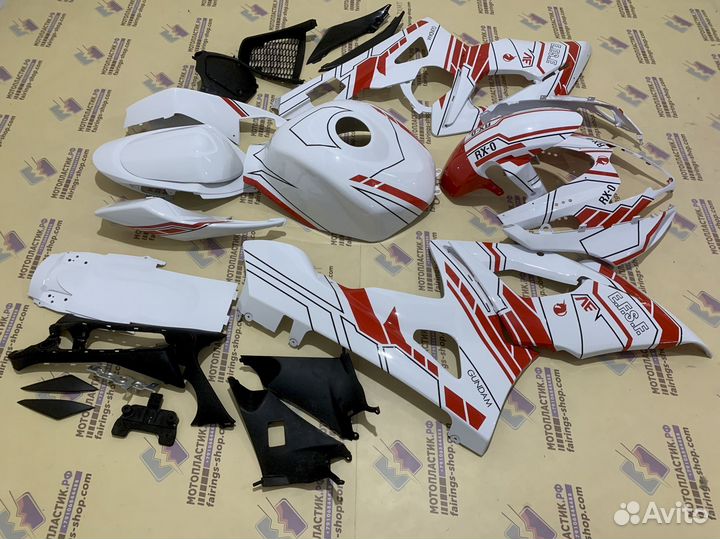Suzuki gsxr1000 2005-2006 мотопластик обвес пласти