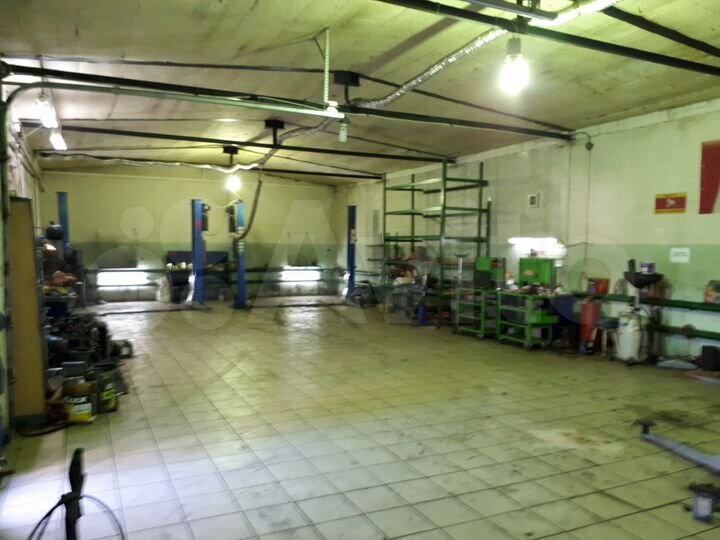 Здание, 650 м²