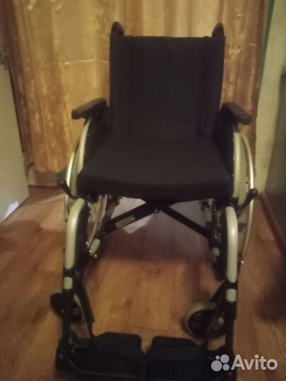 Коляска инвалидная комнатная