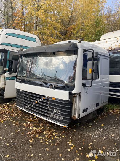 Кабина Volvo F12