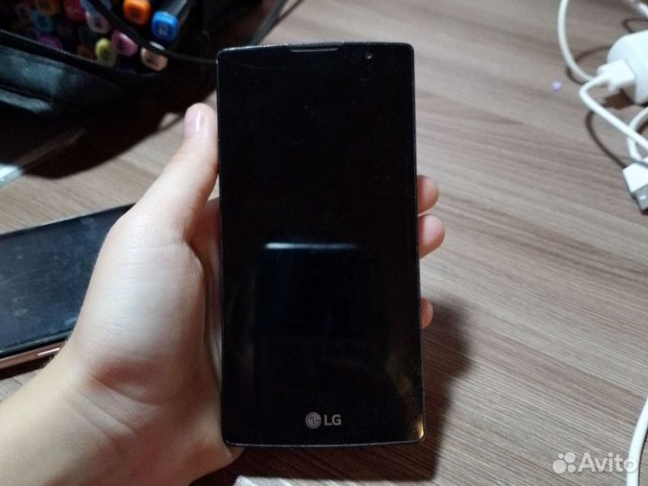 LG 200
