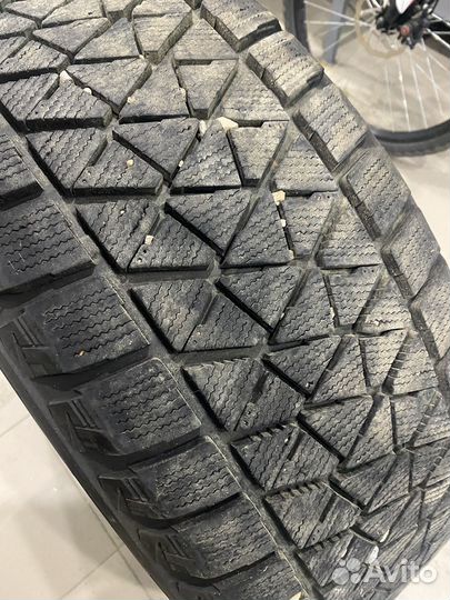 Bridgestone Blizzak DM-V2 255/55 R19