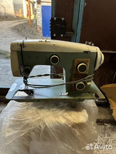 Швейная машина Veritas