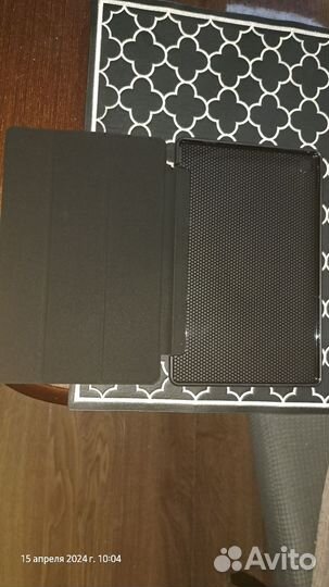 Чехол-книжка для планшета
