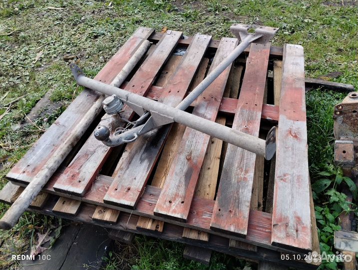 Фаркоп на ваз 2106