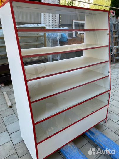 Торговое оборудование, прилавки, полки