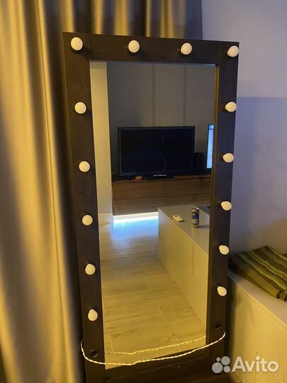 Гримерное зеркало