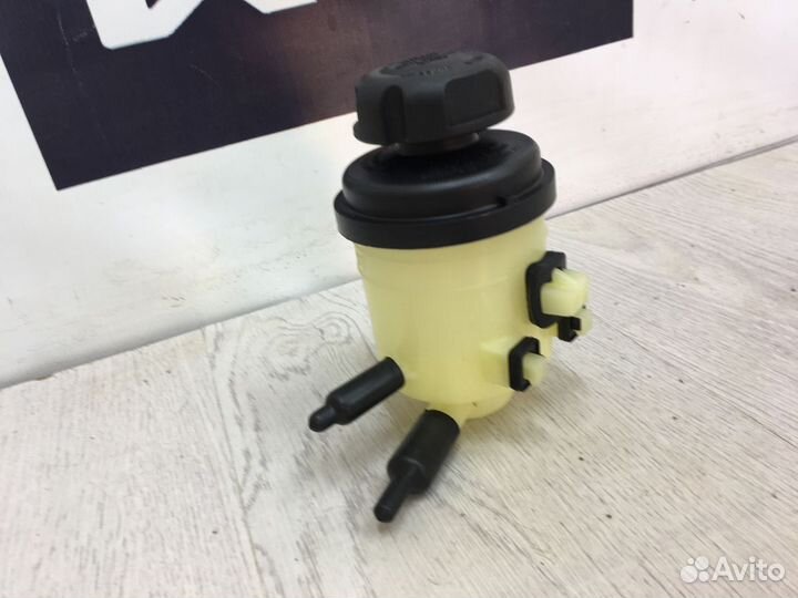 Бачок гидроусилителя гур Kia RIO 3