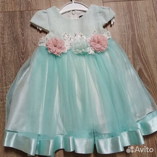 Платье нарядное 86 см