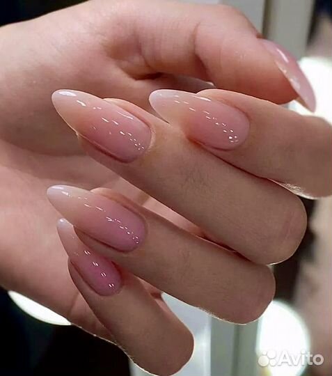 Мастер маникюра