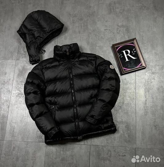 Зимние куртки Moncler