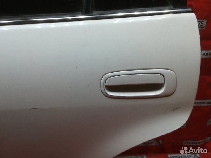 Дверь боковая задняя левая Toyota Corolla EE111