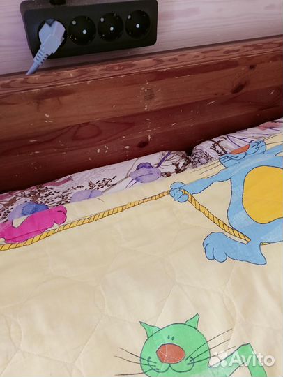 Кровать IKEA leksvik