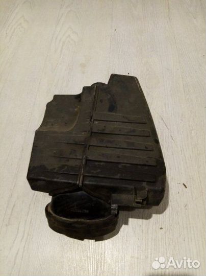 Резонатор воздушного фильтра Renault megane 2