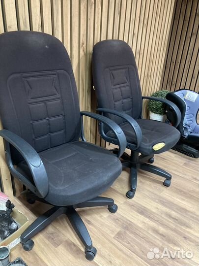 Компьютерное кресло