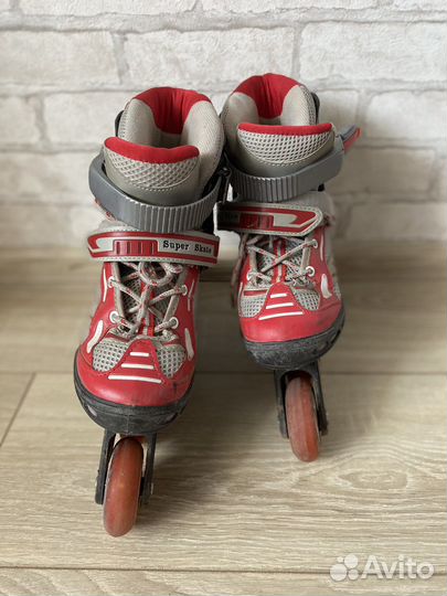 Роликовые коньки