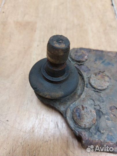 Рычаг подвески передний правый Opel Combo Z14XEP