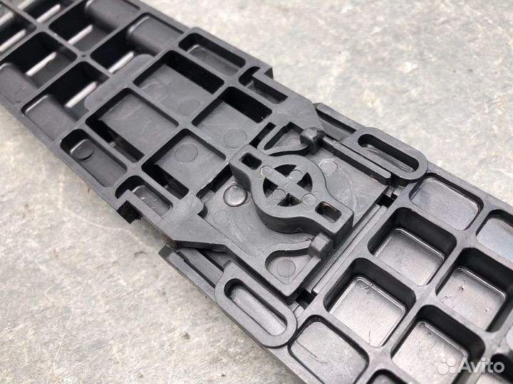 Крышка салонного фильтра Hyundai Sonata EF G4JP